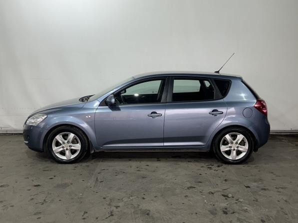 Kia Ceed I с пробегом 2007 года, цена 749 000 рублей, 93933 км, хэтчбек, Автокод Объявления