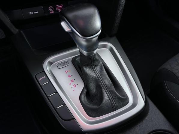 Kia Ceed III с пробегом 2018 года, цена 1 697 000 рублей, 98362 км, хэтчбек, Автокод Объявления