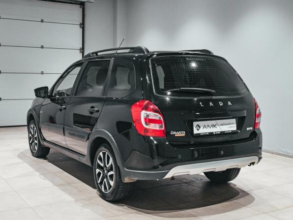 Lada (ВАЗ) Granta I Рестайлинг с пробегом 2024 года, цена 964 175 рублей, 27478 км, универсал, Автокод Объявления