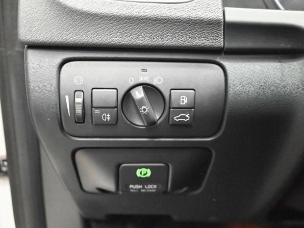 Volvo S60 II с пробегом 2011 года, цена 875 000 рублей, 215375 км, седан, Автокод Объявления