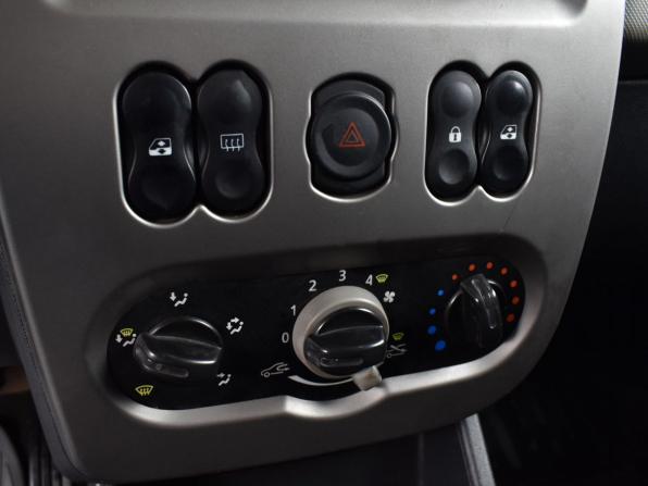 Renault Sandero I с пробегом 2012 года, цена 574 995 рублей, 180768 км, хэтчбек, Автокод Объявления