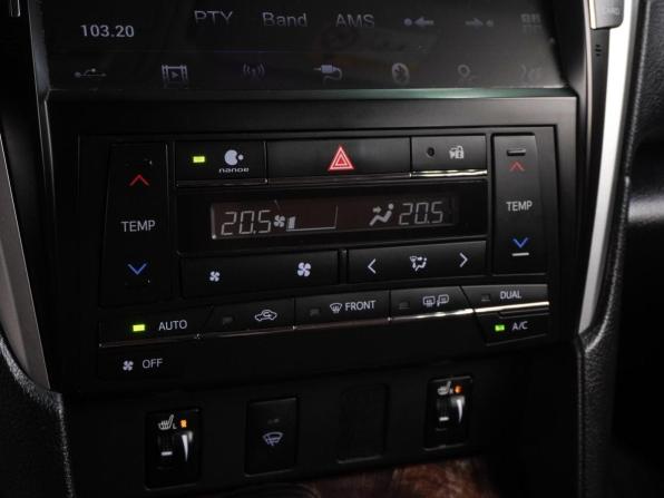 Toyota Camry VII (XV50) Рестайлинг с пробегом 2016 года, цена 2 179 000 рублей, 179759 км, седан, Автокод Объявления
