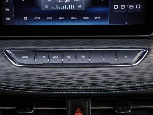 Haval Jolion I с пробегом 2023 года, цена 1 435 000 рублей, 105866 км, внедорожник, Автокод Объявления