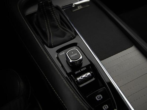 Volvo XC90 II с пробегом 2015 года, цена 2 999 000 рублей, 237422 км, внедорожник, Автокод Объявления