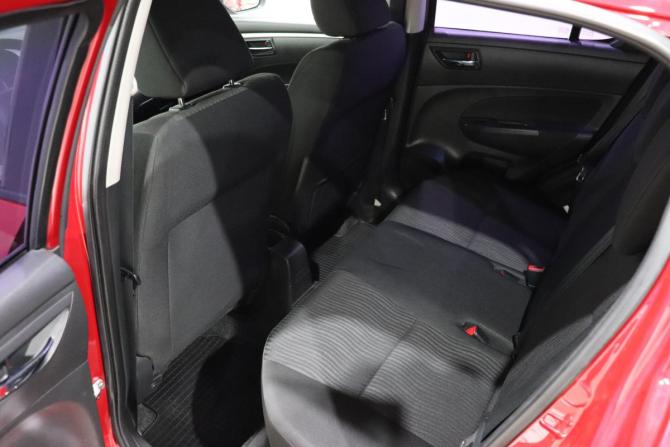 Suzuki Swift IV с пробегом 2011 года, цена 825 000 рублей, 92996 км, хэтчбек, Автокод Объявления