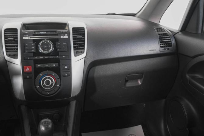 Kia Venga I с пробегом 2012 года, цена 799 000 рублей, 88160 км, компактвэн, Автокод Объявления