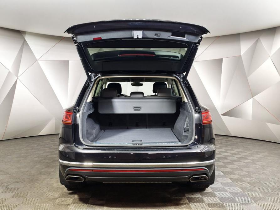 Volkswagen Touareg III Москва  - изображение 11