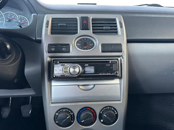 Lada (ВАЗ) Priora I с пробегом 2009 года, цена 310 000 рублей, 218000 км, хэтчбек, Автокод Объявления