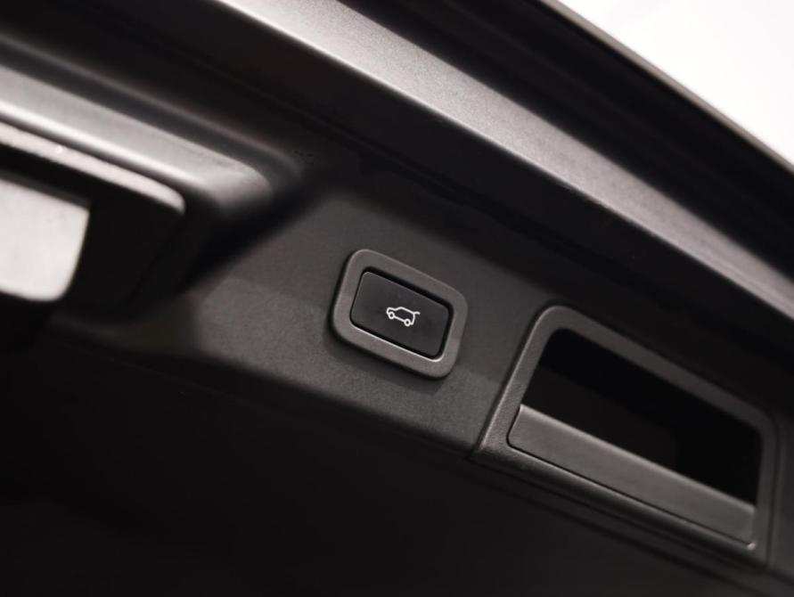 Land Rover Range Rover Velar I Санкт-Петербург  - изображение 31