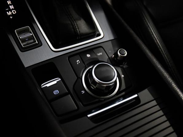 Mazda 6 III (GJ) Рестайлинг с пробегом 2017 года, цена 2 150 000 рублей, 101953 км, седан, Автокод Объявления