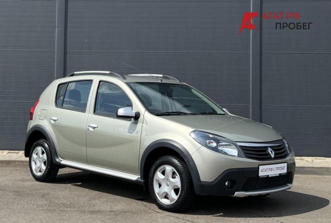 Renault Sandero I с пробегом 2014 года, цена 985 000 рублей, 17000 км, хэтчбек, Автокод Объявления