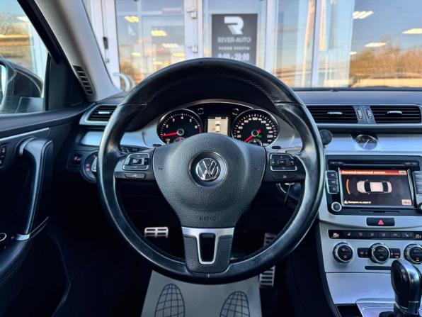 Volkswagen Passat B7 с пробегом 2012 года, цена 1 150 000 рублей, 199952 км, седан, Автокод Объявления