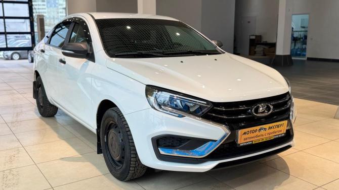 Lada (ВАЗ) Vesta I Рестайлинг (NG) с пробегом 2023 года, цена 1 099 000 рублей, 61205 км, седан, Автокод Объявления