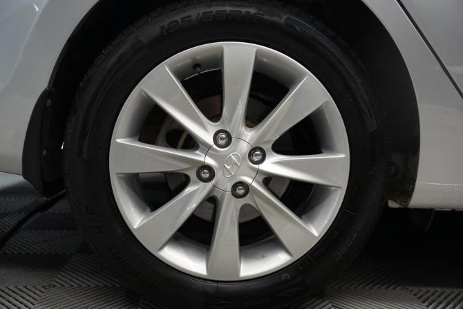 Hyundai Solaris I с пробегом 2013 года, цена 1 090 000 рублей, 78000 км, седан, Автокод Объявления