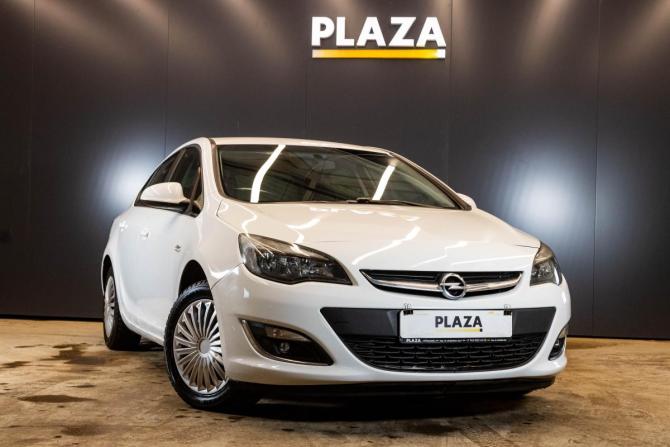 Opel Astra J Рестайлинг с пробегом 2013 года, цена 669 000 рублей, 169304 км, седан, Автокод Объявления