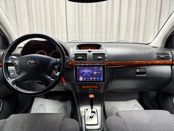 Toyota Avensis II с пробегом 2005 года, цена 589 000 рублей, 304195 км, седан, Автокод Объявления