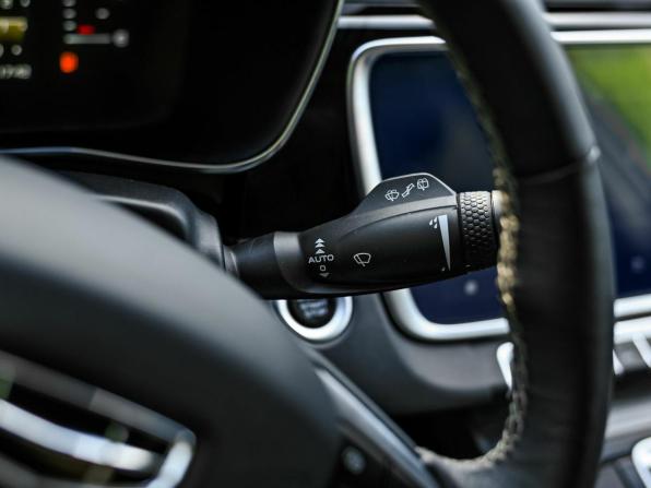 Geely Atlas Pro с пробегом 2022 года, цена 1 930 000 рублей, 51962 км, внедорожник, Автокод Объявления