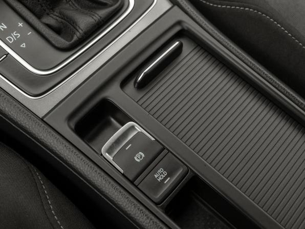Volkswagen Golf VII с пробегом 2015 года, цена 1 140 000 рублей, 258514 км, хэтчбек, Автокод Объявления