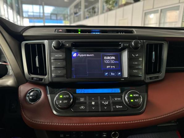 Toyota RAV4 IV (XA40) с пробегом 2013 года, цена 1 700 000 рублей, 141718 км, внедорожник, Автокод Объявления