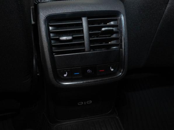 Skoda Octavia IV (A8) с пробегом 2021 года, цена 2 220 000 рублей, 126116 км, лифтбек, Автокод Объявления