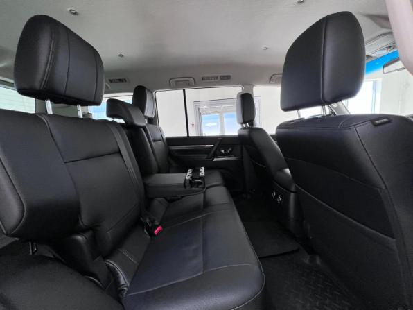 Mitsubishi Pajero IV Рестайлинг 2 с пробегом 2014 года, цена 2 990 000 рублей, 88305 км, внедорожник, Автокод Объявления