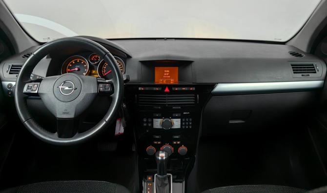 Opel Astra H Рестайлинг с пробегом 2014 года, цена 630 000 рублей, 200085 км, универсал, Автокод Объявления