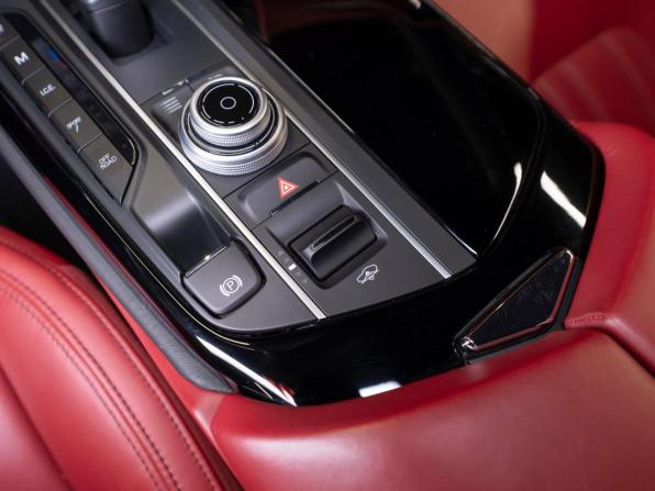 Maserati Levante I с пробегом 2018 года, цена 3 700 000 рублей, 102747 км, внедорожник, Автокод Объявления