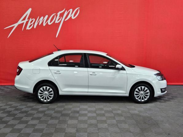 Skoda Rapid I Рестайлинг с пробегом 2019 года, цена 1 249 000 рублей, 104400 км, лифтбек, Автокод Объявления