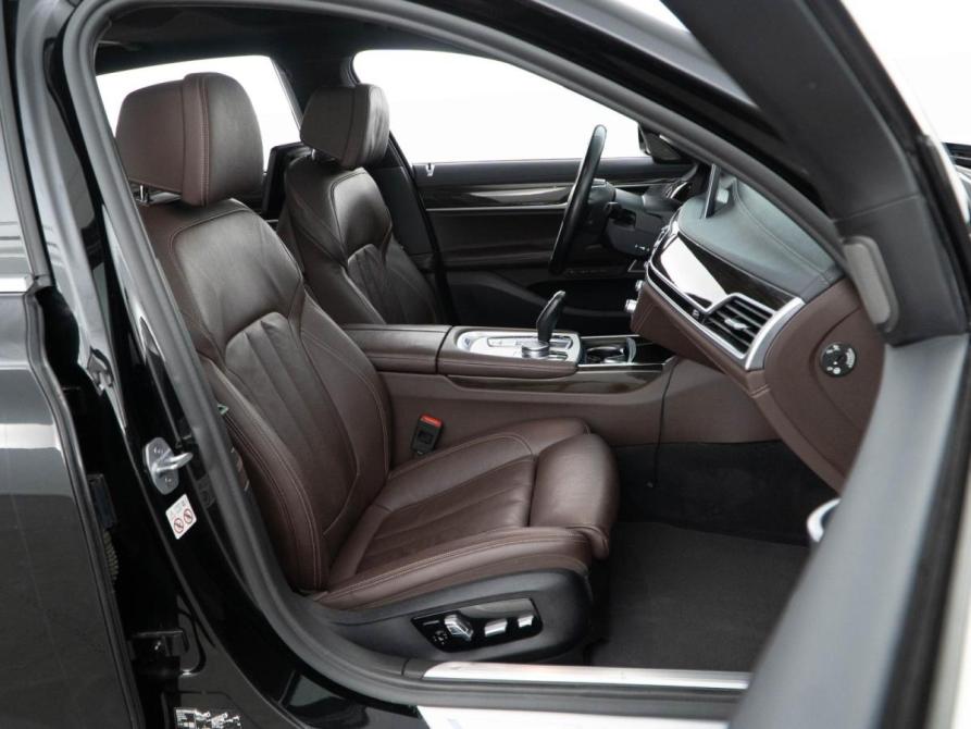 BMW 7 серии VI (G11/G12) Рестайлинг Москва  - изображение 8