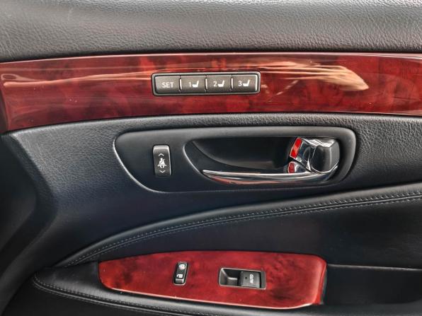 Lexus LS IV Рестайлинг с пробегом 2011 года, цена 1 550 000 рублей, 191644 км, седан, Автокод Объявления