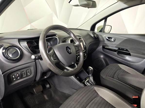 Renault Kaptur I с пробегом 2018 года, цена 1 643 000 рублей, 75002 км, внедорожник, Автокод Объявления