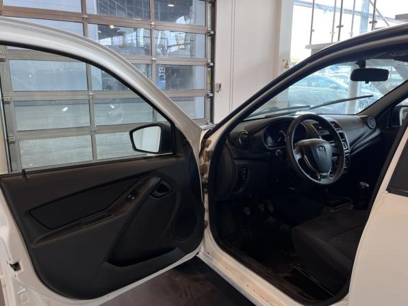 Lada (ВАЗ) Granta I Рестайлинг с пробегом 2021 года, цена 570 000 рублей, 243678 км, седан, Автокод Объявления