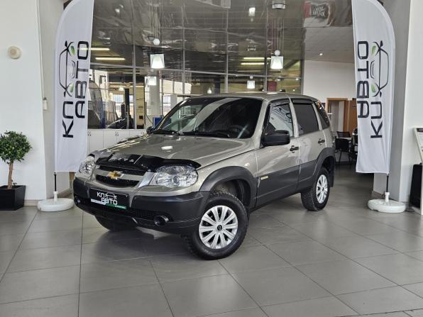 Chevrolet Niva I Рестайлинг с пробегом 2017 года, цена 799 000 рублей, 93530 км, внедорожник, Автокод Объявления