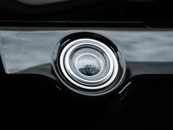 Omoda C5 I Рестайлинг с пробегом 2024 года, цена 1 700 000 рублей, 38130 км, внедорожник, Автокод Объявления