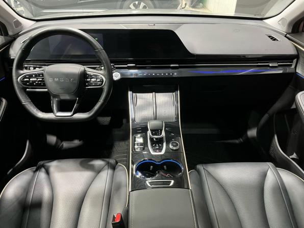 Omoda C5 I с пробегом 2023 года, цена 1 695 000 рублей, 31300 км, внедорожник, Автокод Объявления