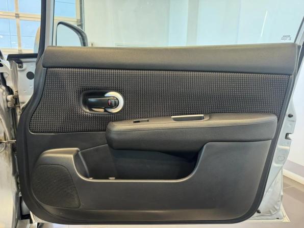 Nissan Tiida I Рестайлинг с пробегом 2010 года, цена 750 000 рублей, 201543 км, хэтчбек, Автокод Объявления