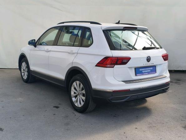 Volkswagen Tiguan II Рестайлинг с пробегом 2021 года, цена 1 900 000 рублей, 179789 км, внедорожник, Автокод Объявления