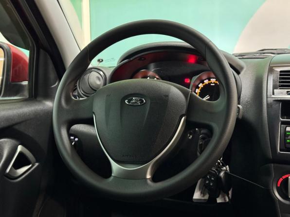 Lada (ВАЗ) Granta I Рестайлинг с пробегом 2022 года, цена 727 000 рублей, 57648 км, хэтчбек, Автокод Объявления