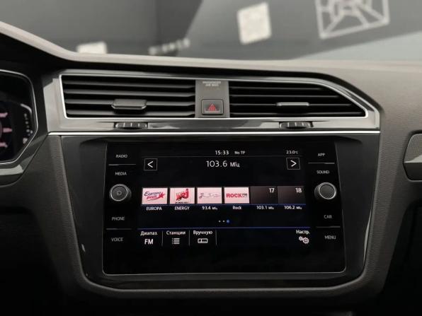 Volkswagen Tiguan II с пробегом 2019 года, цена 2 349 000 рублей, 100989 км, внедорожник, Автокод Объявления