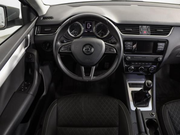 Skoda Octavia III (A7) с пробегом 2016 года, цена 1 389 000 рублей, 91190 км, лифтбек, Автокод Объявления