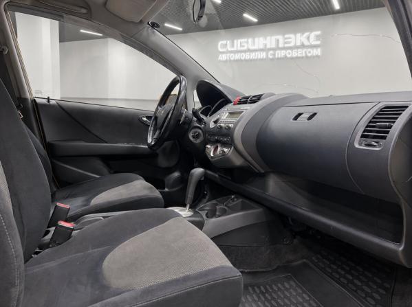Honda Jazz I Рестайлинг с пробегом 2007 года, цена 589 000 рублей, 190000 км, хэтчбек, Автокод Объявления