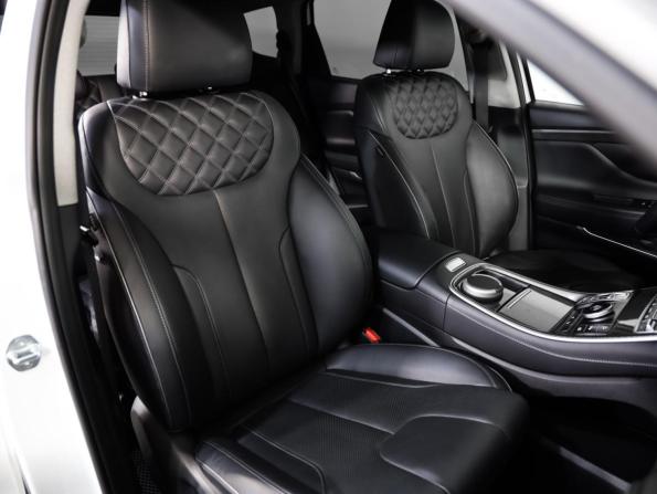 Hyundai Santa Fe IV Рестайлинг с пробегом 2023 года, цена 3 949 000 рублей, 25619 км, внедорожник, Автокод Объявления