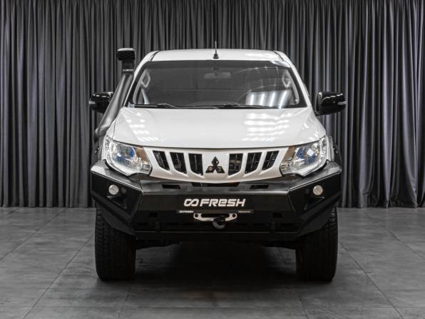 Mitsubishi L200 V с пробегом 2015 года, цена 1 749 000 рублей, 272623 км, offers.body_type.unknown, Автокод Объявления