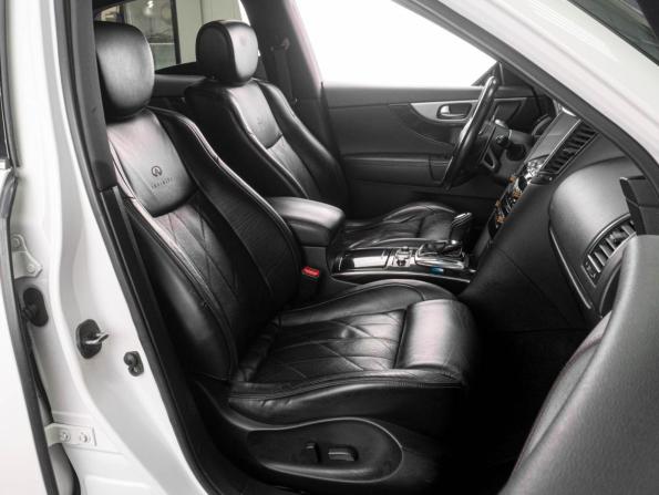 Infiniti FX II (S51) Рестайлинг с пробегом 2012 года, цена 2 319 000 рублей, 133935 км, внедорожник, Автокод Объявления