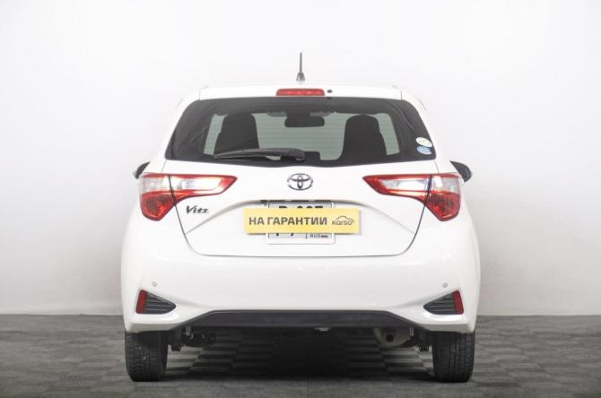 Toyota Vitz III (XP130) Рестайлинг 2 с пробегом 2017 года, цена 1 059 000 рублей, 105000 км, хэтчбек, Автокод Объявления