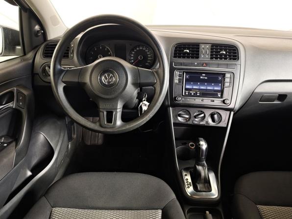 Volkswagen Polo V с пробегом 2010 года, цена 597 000 рублей, 267916 км, хэтчбек, Автокод Объявления