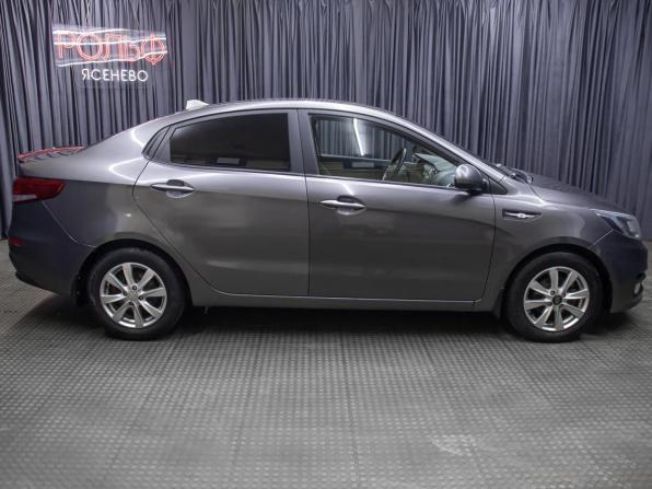 Kia Rio III Рестайлинг с пробегом 2015 года, цена 949 000 рублей, 115100 км, седан, Автокод Объявления