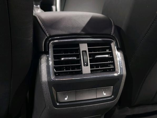 Skoda Karoq I с пробегом 2021 года, цена 2 600 000 рублей, 100400 км, внедорожник, Автокод Объявления