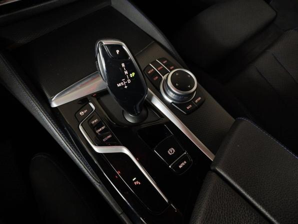BMW 5 серии VII (G30/G31/G38) Рестайлинг с пробегом 2020 года, цена 4 990 000 рублей, 50105 км, седан, Автокод Объявления