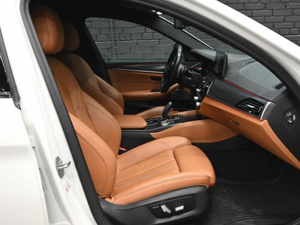BMW 5 серии VII (G30/G31/G38) Рестайлинг с пробегом 2021 года, цена 5 900 000 рублей, 83342 км, седан, Автокод Объявления